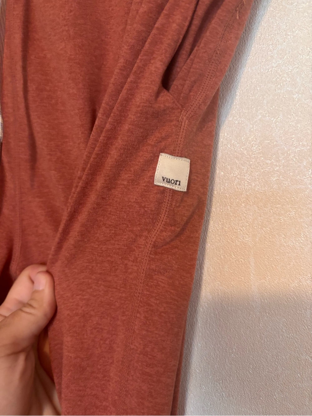 Vuori Performance joggers | Coral | EUC | Med - Picture 3 of 7